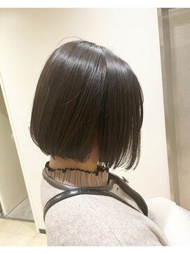 テイラー(Taylor) 【Taylor 大宮】オリーブグレー×内巻きボブ