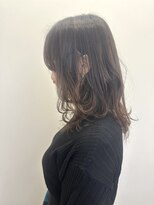 ゼンドットカラスマ(Zen.karasuma)&nbsp;大人ハイライト×外ハネロング20代30代