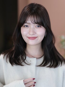 ガーデンヨコハマエスト(GARDEN YOKOHAMA est) ミディアム　ネビージュ　小顔　レイヤー　シースルー　ワンレン