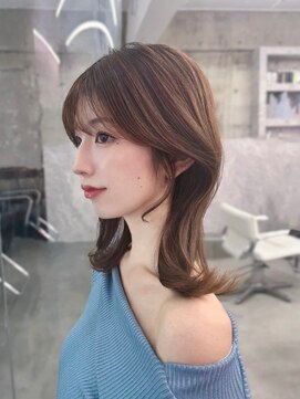 フィヴェント(Fivent) 黒髪ボブルフネビージュ小顔ワンレン顔まわり韓国レイヤーカット