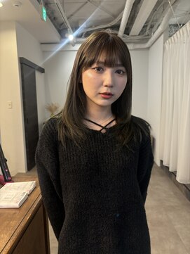 フェイバリットガーデン(favorite garden) 20代30代大人可愛いオリーブグレージュイメチェンレイヤーカット