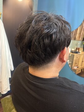 ハチ(.hachi) パーマを活かしてカット