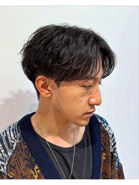 クレアメンズ 横浜能見台(CREA men's) 横浜フェザーパーマメンズパーマセンターパートコンマヘア眉毛