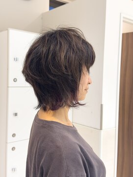 サロンイクエヤマザキ 麻布十番(SALON IKUE YAMAZAKI) 外ハネショート＆ベージュ