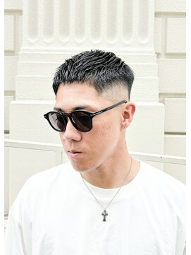 ダッド(DAD) [クロップ]