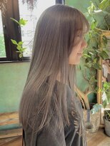 ディッセンバー 渋谷(December)&nbsp;【December】小顔カット/レイヤーカット/オリーブベージュ