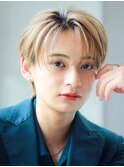 ハイトーンカラーフェザーパーマニュアンスパーマセンターパート