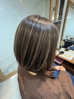 ラメール アヴェダ 西武秋田店(La Melu AVEDA)&nbsp;大人気、上品ハイライトで艶髪へ