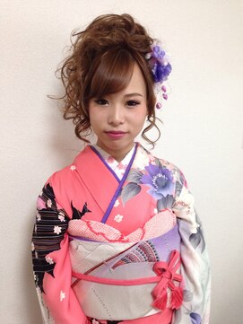 ダイヤモンドチェリーヘアアンドメイク ヘアセット