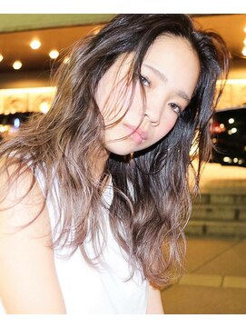 フェブ(fev) 【fev】ホワイトベージュグラデーション