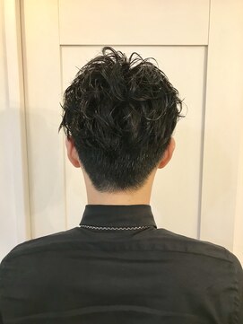 ナインヘアー(NINE HAIR) 【NINE HAIR】ビジネスショート_2ブロック_パーマ