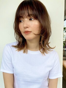 ヌー 代官山(nuu) くびれレイヤーミディアム前髪うすめ