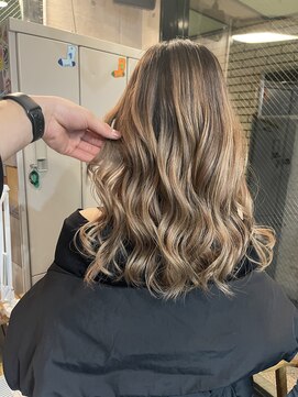 ラフ(LAFF) #黒髪#ボブルフ#ネビージュ#小顔#ワンレン