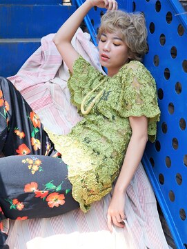 リブロ 三軒茶屋(LIBRO) ツイッギー×パーマスタイル