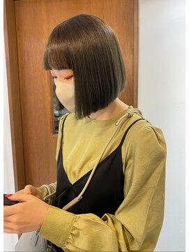 ハグ 横浜(HUG) 切りっぱなしminiボブ