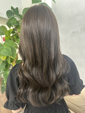 インビテーション(invitation) オリーブグレージュ＊