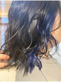 インナーカラー青  渋谷ブリーチ ウェーブボブUCHIDA