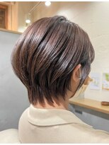 アンビエンテ(ambiente)&nbsp;30代～大人女性の人気スタイル　小顔効果　ショートレイヤー