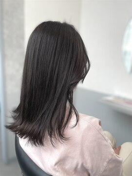 トッカ 茨木(tocca) くびれレイヤー×暗髪グレージュ