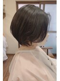 ショートボブ