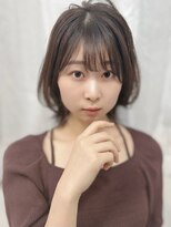 キンヘアストア(KIN hair store)&nbsp;やわ光バングで叶える揺れミディボブの軽質感デザイン風