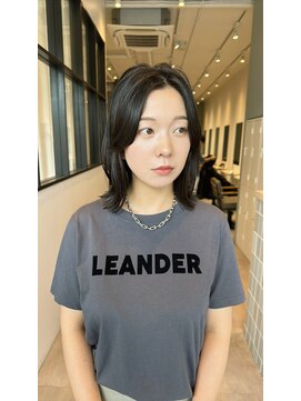 アヴェリー(avely) 外はねレイヤーカット/切りっぱなし/髪質改善/トリートメント