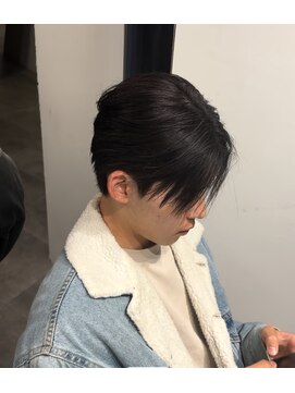クム 横浜(qumu) RIKITO ナチュラルセンターパート