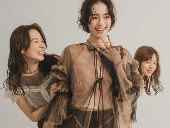 ユッカ エコル 塚口(YUCCA ekolu)の写真/毎月通いやすいクーポンであなたの”可愛い”もずっと継続。カット＋カラー4950円～◎［塚口/尼崎］