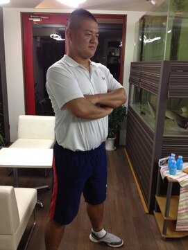 バーバーショップ カズー BARBER SHOP KA-ZOO フェザーバックオシャレ坊主