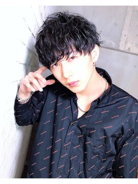 リップス 表参道店(LIPPS) 黒髪　立体感　2ブロックマッシュ　mixパーマ