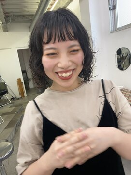 フィン(fin,) fin,/くびれヘア/似合わせカット/デザインカラー/ツートンカラー