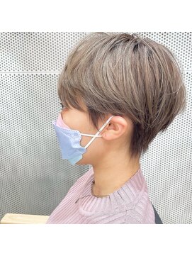 マレ(Marais) ムービングショートマッシュ