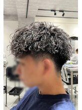 ＜MIX巻き[名古屋/メンズ/メンズパーマ/ツイストスパイラルパーマ/波巻きスパイラルパーマ/眉毛/フェード]