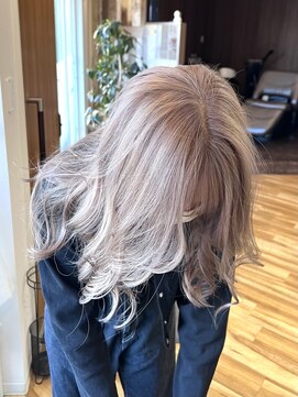 ファヴォリヘアー(favori hair) ブリーチカラー/ロング