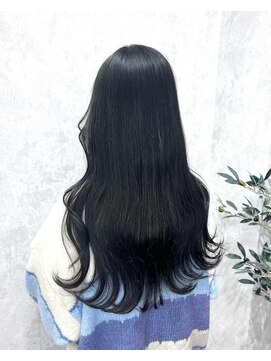 デミヘアー(Demi hair) 透け感ダークグレージュカラー×ゆるふわウェーブ