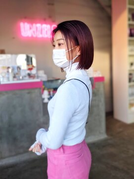 アンゼロ(UNZELO) 切りっぱなしボブ×ベリーカラー