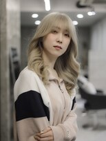 スラップス(SLAPS.)&nbsp;ハイトーン　ホワイトブロンド　大野城　美容室