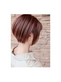 耳掛けショートボブ