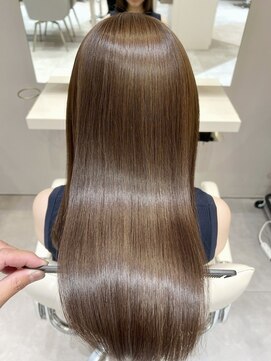 コルソ バイ ケーツー(CORSO by k-two) 髪質改善ストレート/セミロング