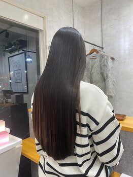 アートマン(artman)の写真/【17歳の無垢な髪に戻れるartmanの髪質改善】艶感&抜け感あるカラーとの相性も◎髪質改善で理想を叶えます