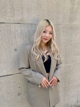 グラッジ 池袋(GLADGE) ホワイトブロンド、ブリーチカラー、リホ