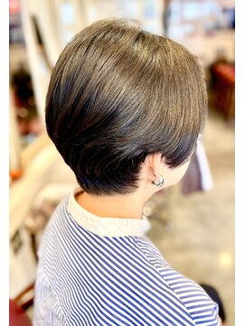 サーティエイト(38) うなじ美人 ハンサムショート/カット/ボブ/髪質改善/元町/