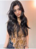 《SOYON》ラフなレイヤーカットの艶巻き