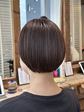 ムルチュラ(muruchura) ダークオレンジカラーの丸み〇ミニボブ