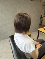 フー(feu)&nbsp;細めハイライト×ベージュカラー