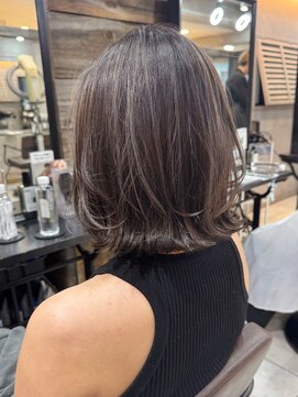 トルネード(TORNADO) L.Aグレージュローレイヤーボブ極細ハイライト　n7.12.27