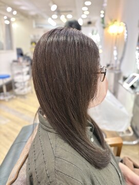 ビィーワンイースト(Be 1 EAST) セミロングレイヤー