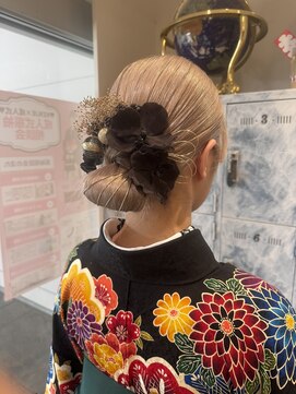 リック(Ric by KENJE) 【卒業式】大人っぽい×お団子アレンジ♪♪