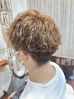 クリエイティブヘアーエィス(creative hair Ace)&nbsp;リバースセンターパート/スパイラル/ナチュラルパーマ/登米市