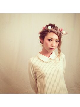 フラヴェス(floves) ♪編み込みヘアアレンジ♪